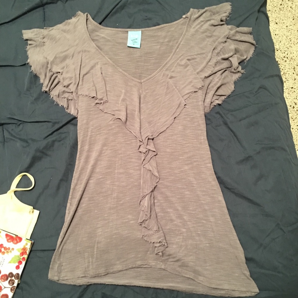 Flowy gray blouse